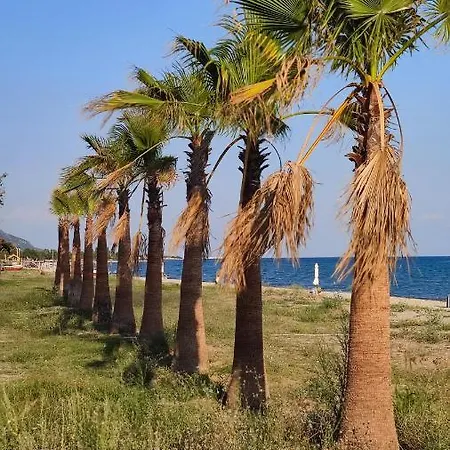 Veranda Paralia Ofriniou * Ofrínion