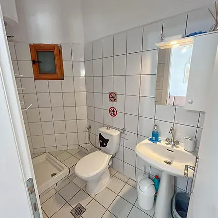 Veranda Paralia Ofriniou * Ofrínion
