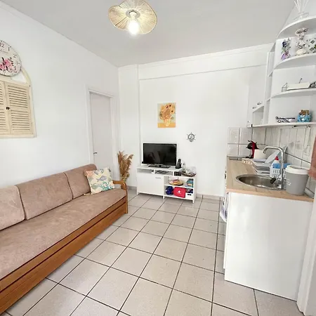 Veranda Paralia Ofriniou Lägenhet *