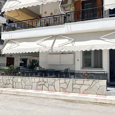 Veranda Paralia Ofriniou