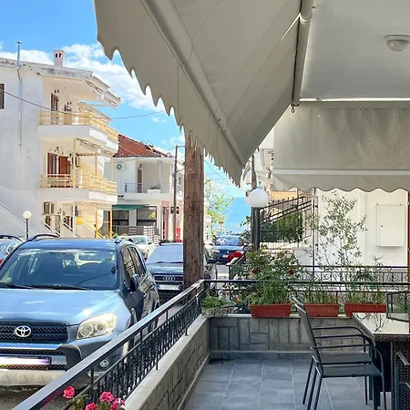 Veranda Paralia Ofriniou * Ofrínion